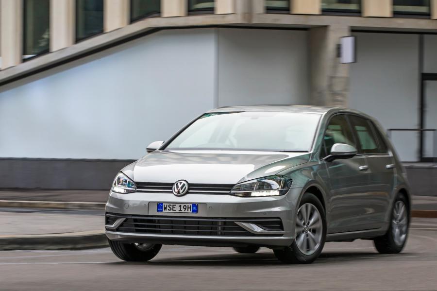  Volkswagen Golf TSI 5-Door 2017 года  (AU) (фото 3 из 21)